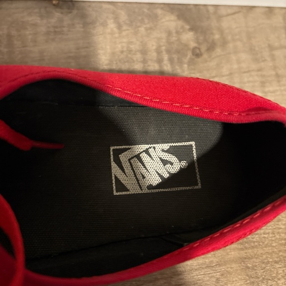 Vans Authentic Red Canvas Skate Shoes Men 12 US - Picture 4 of 7